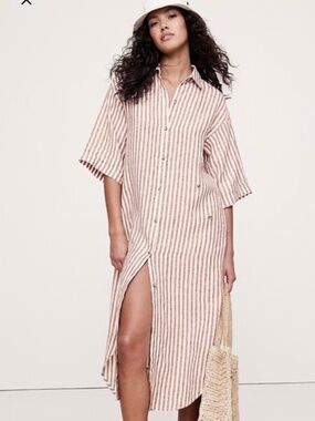 Banana Republic Women’s Stripped Linen Dress